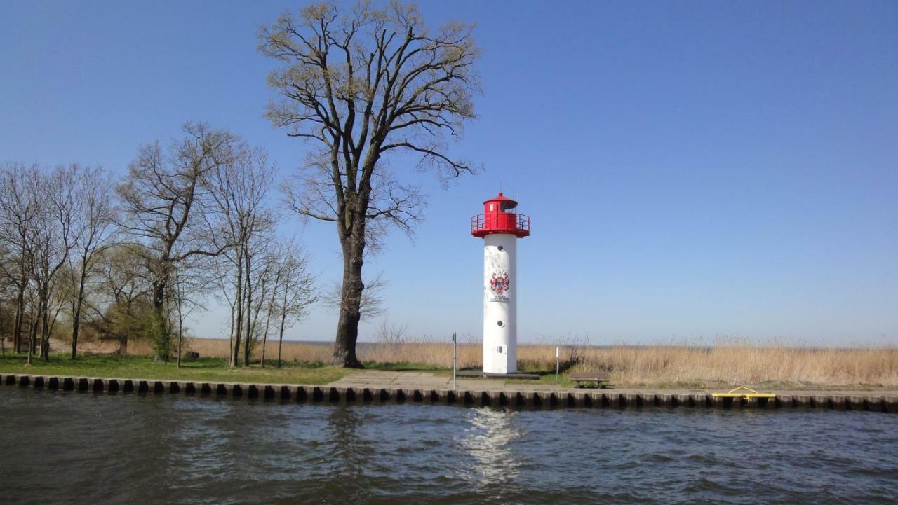Fewo "Hafenblick" Ueckermunde Exterior photo